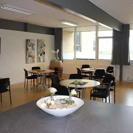 Sports & Kulturcenter Otel 3*